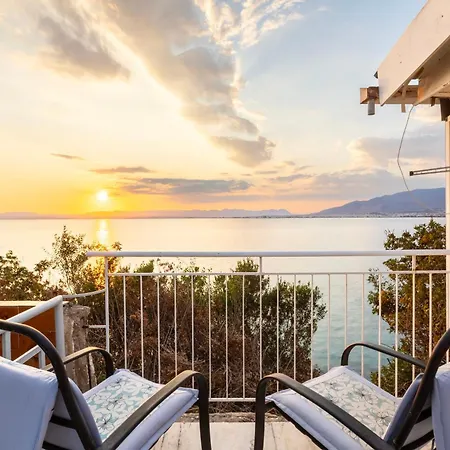 Endless Blue Seafront Retreat - Mikra Mantineia 펜션 *