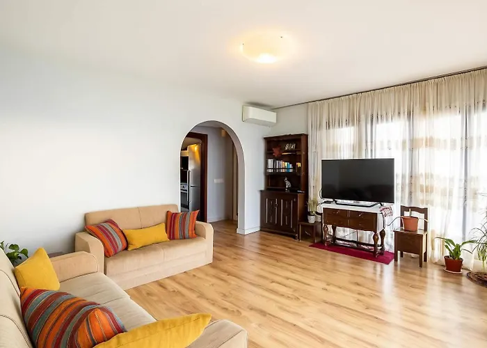 Endless Blue Seafront Retreat - Mikra Mantineia