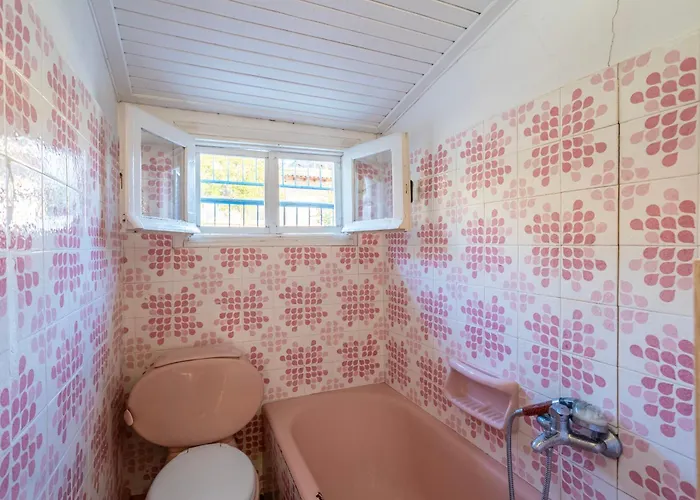 Endless Blue Seafront Retreat - Mikra Mantineia Casa de Férias *