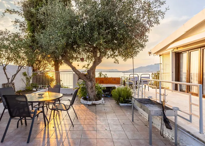 Endless Blue Seafront Retreat - Mikra Mantineia Casa de Férias Verga Kalamata